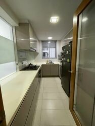 Prive (D19), Condominium #566327051